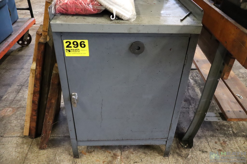 Lot 296