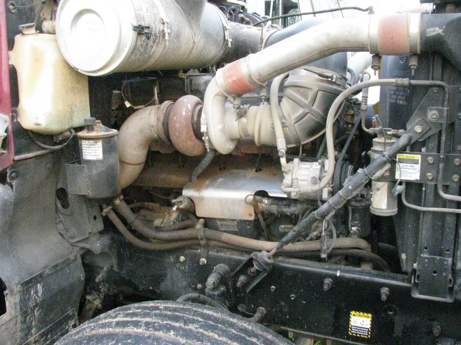 1999 Mack CH613 E7460 Maxi torque T2130 13 speed, w/Finn T330 hydro seeder, John Deere power uni