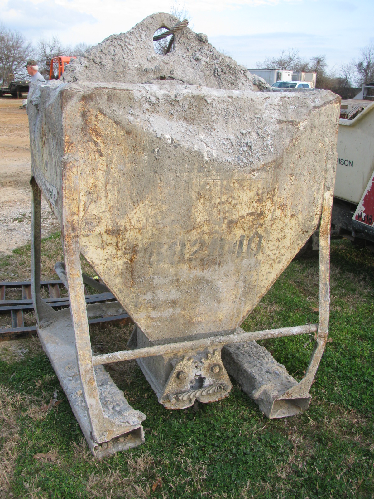 Concrete hopper