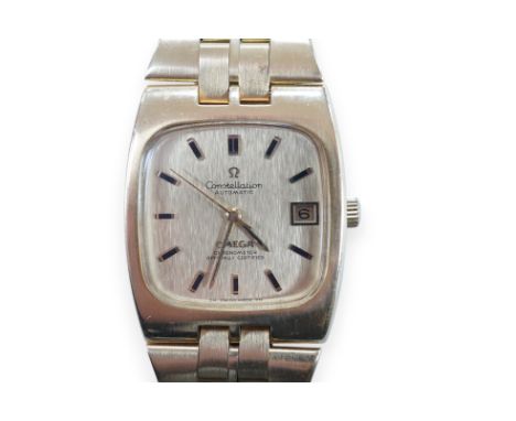A gentleman's 1980's? 18k gold Omega Constellation Automatic Officially Certified Chronometer wrist watch, with baton numeral
