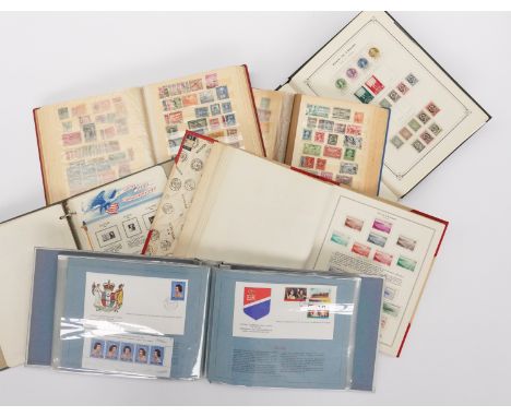 A COLLECTION OF STAMP ALBUMS (QTY)Including stamp collections from Monaco, the United States, The Vatican and a Jubilee Commo