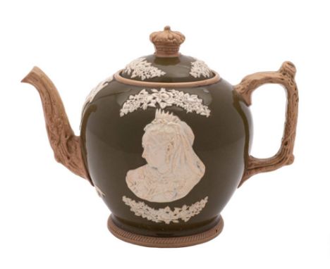 A  Copeland late Spode Queen Victoria Diamond Jubilee 1897 pottery teapot and cover: with crown finial, applied with cream co