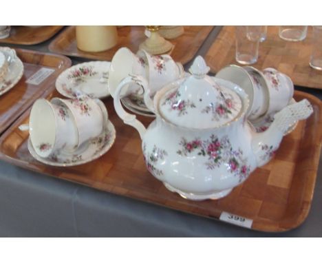 22 piece Royal Albert bone china 'lavender rose' tea service. (B.P. 24% incl. VAT)
