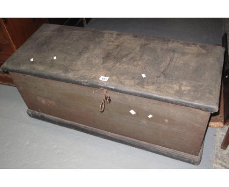 19th Century pine toolbox or trunk. (B.P. 24% incl. VAT)