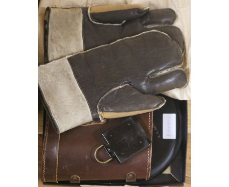 WW11 military accessories: A pair of Arctic Army gloves, a pair of 7450 binoculars, a Uy Star finder and identify and ark mag