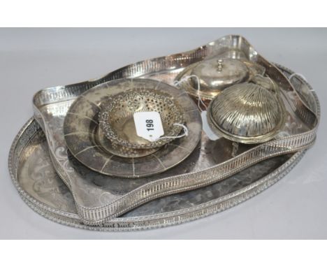 A pierced silver small dish and sundry plated items