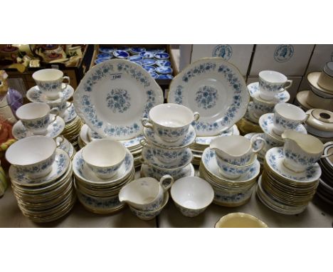 A large quantity of Colclough Braganza dinner and teaware, comprising cups, saucers, side plates, dinner plates, bowls; etc, 
