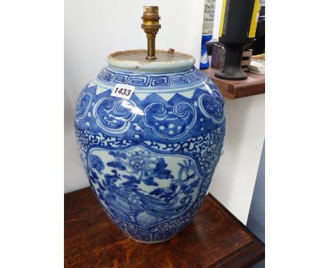 A CHINESE BLUE AND WHITE LARGE BALUSTER VASE WITH OANELS OF PHOENIX BIRDS, MOUNTED AS A LAMP.  H.OVERALL 43cms.