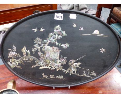 A CHINESE EXPORT MOTHER OF PEARL INLAID OVAL HARDWOOD TRAY. 49CM WIDE