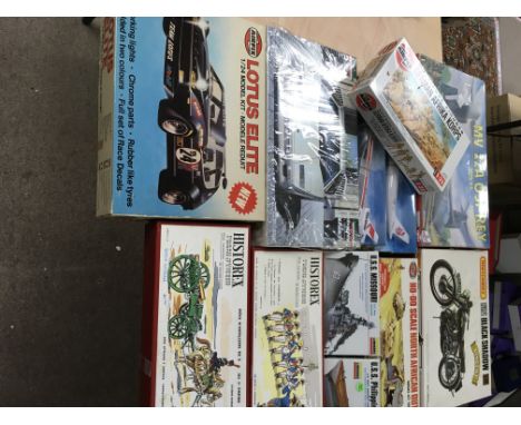 A collection of boxed plastic model kits including Airfix, Matchbox etc