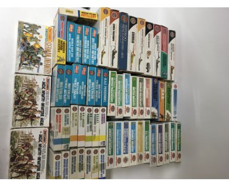 A large collection of Airfix HO/OO boxed model figures also a collection os Airfix 1/32 scale model figures