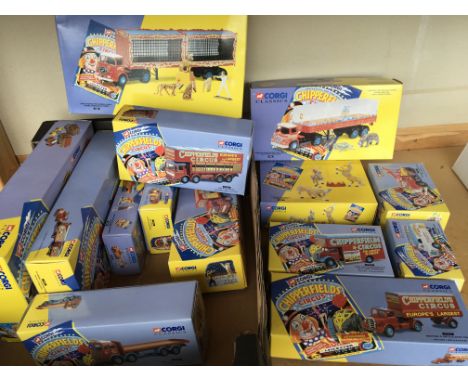 Corgi Chipperfield Circus Collection: Includes Lorry’s Fire Engine Articulated Tank Cages Lions and much more. All boxed from