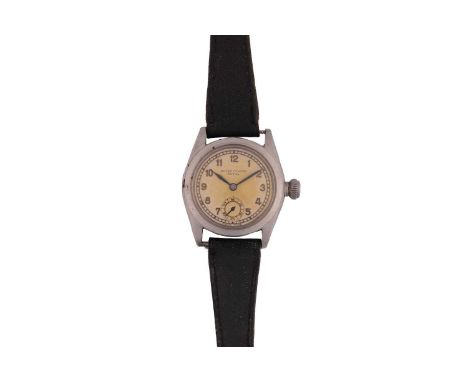 A 1939 Rolex Oyster Royal, with a Swiss-made hand-wound mechanical movement in a steel case measuring 30mm with an off-white 