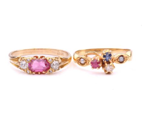 Two gem-set rings; including a trefoil lucky shamrock ring, centre cluster comprising a synthetic ruby, a sapphire and a diam