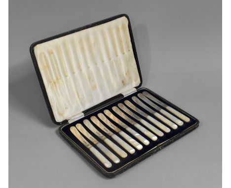 A Cased Set of Twelve Silver Bladed and Mother of Pearl Butter Knives, Sheffield 1923 by Hawksworth, Eyre and Co Ltd 