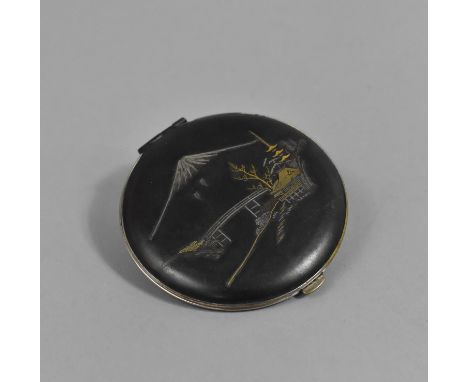 A Early/Mid 20th Century Good Quality Japanese Mixed Metal Ladies Powder Compact decorated with Mount Fuji, Makers Mark and S