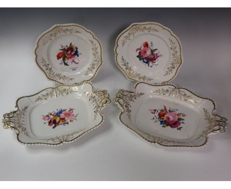 A Chamberlain Worcester Dessert Service painted floral central bouquet flowers, roses, tulips, etc