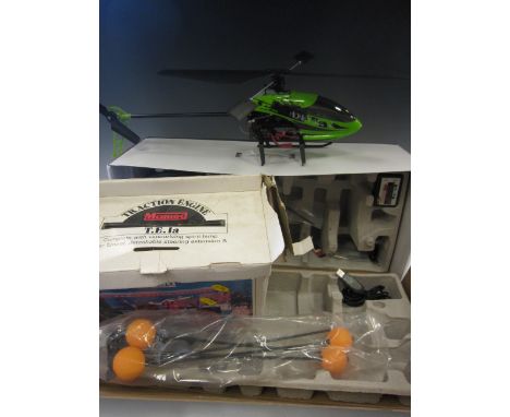 A boxed Mamod TE.1A Traction Engine and a Honey Bee 2 Radio Controlled Helicopter, A/F