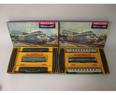 A boxed Hornby Acho 620 Set comprising Pantograph electric Bo-Bo locomotive and a Ist and 2nd class coach, a boxed Hornby Ach