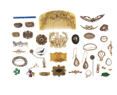 A large quantity of jewellery, costume jewellery and loose stones, being the residual stock of a retired Taunton jeweller. In