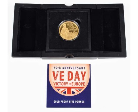 Queen Elizabeth II, Five Pounds, Guernsey Gold Proof Coin, 2020, 75th Anniversary VE Day. Queen Elizabeth II, Five Pounds, Gu