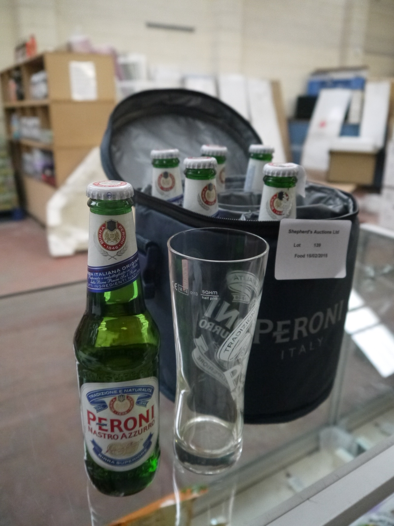 Peroni Gift set that includes 6 Bottles of Peroni, 2 Peroni Branded