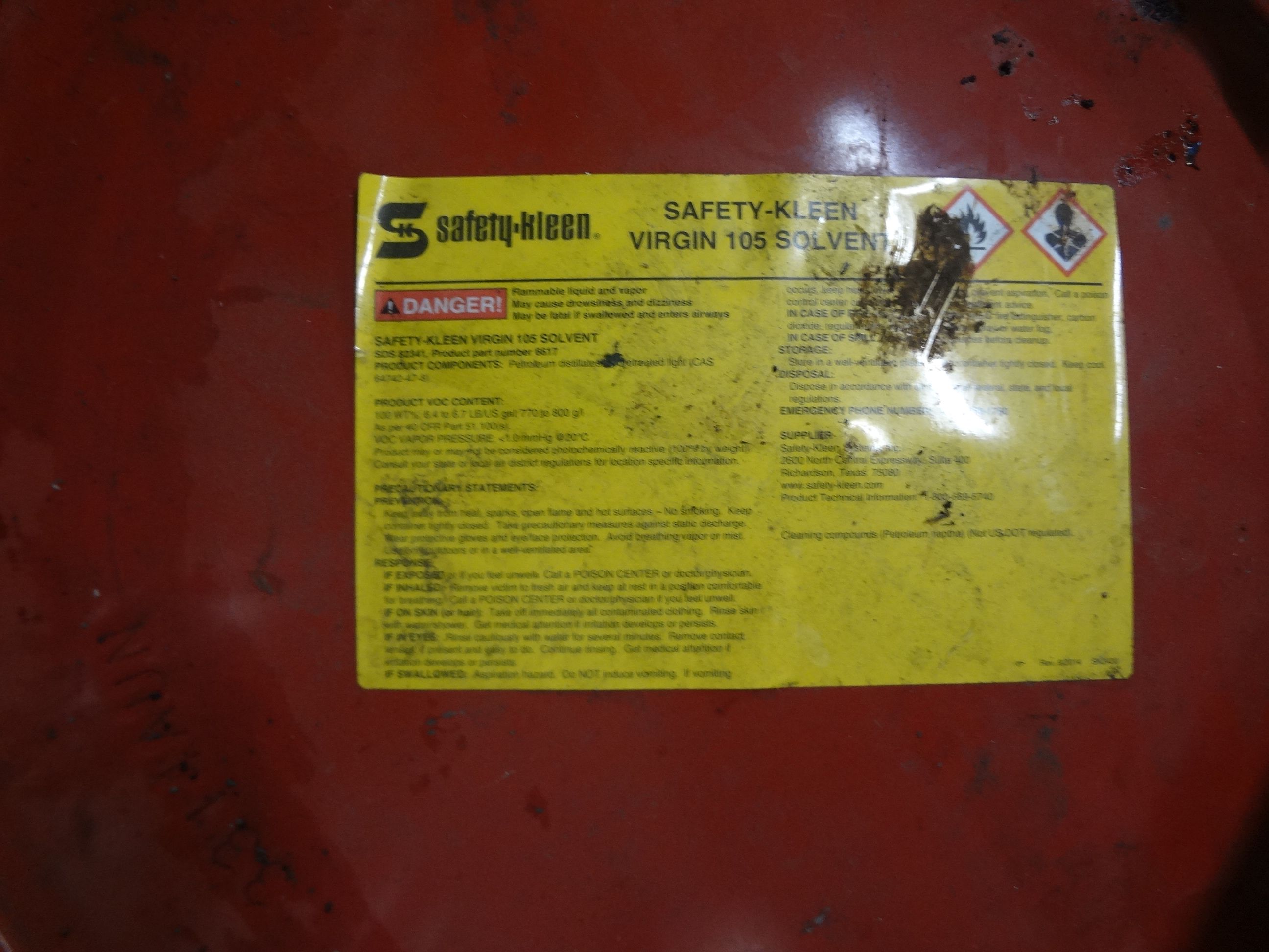 { Group of lots 324, 325 } DRUMS SAFETYKLEEN PREMIUM SOLVENT
