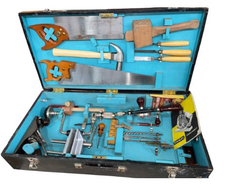 Vintage fitted tool box with a good selection of tools.