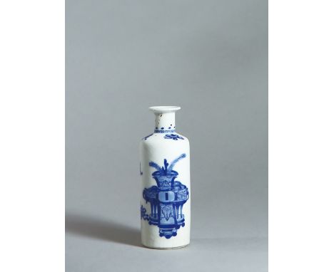 A ‘SOFT PASTE’ MINIATURE ROULEAU VASE, KANGXI Size: 11.3 cm (H) Decorated with precious objects, marked with ‘jade’.