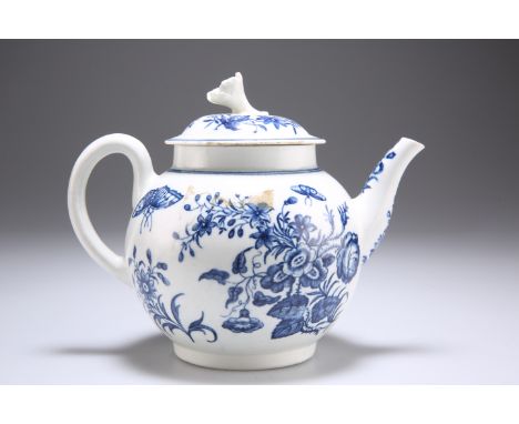 A WORCESTER BLUE AND WHITE PORCELAIN TEAPOT, CIRCA 1770, decorated with the 'Three Flowers' pattern. 12cm high