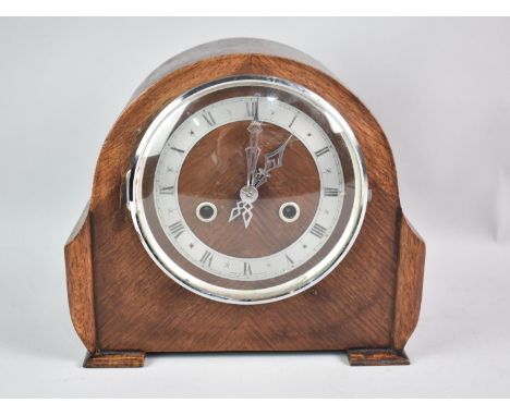 An Art Deco Oak Mantel Clock, 24cms Wide