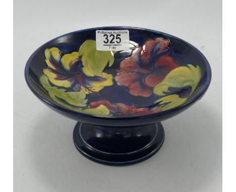 Moorcroft Comport in the Hibiscus pattern: Measures 18cm wide x 9cm high appx. Light localised crazing to some areas of glaze