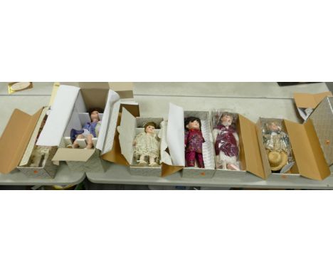 A collection of Boxed Alberon Collectible Porcelain Dolls to include: Molly, Kathleen, Ruby, Mai, Angie, Imogen &amp; Helen (