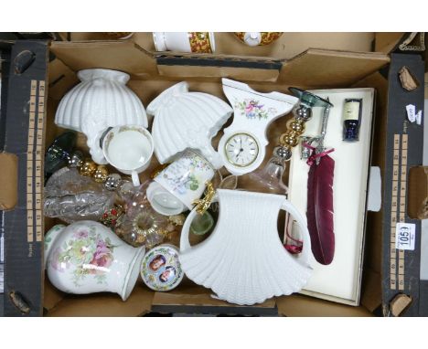 A mixed collection of items to include: Crown Windsor baskets &amp; vase, Aynsley Howard Sprays mantle clock, Royal Winton Fl