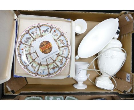 A collection of Wedgwood items to include: lamp base, damage centerpiece bowl, calendar plates etc 
