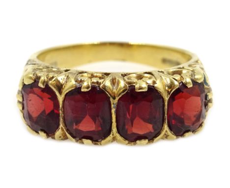 18ct gold four stone garnet ring, hallmarked Condition Report Approx 8.1gm, size O-P