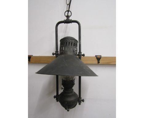 electric lantern style light fitting