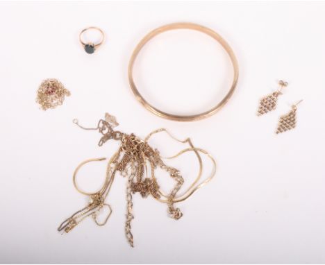 A 9ct gold bangle and a selection of other 9ct gold jewellery, various, 24.9g