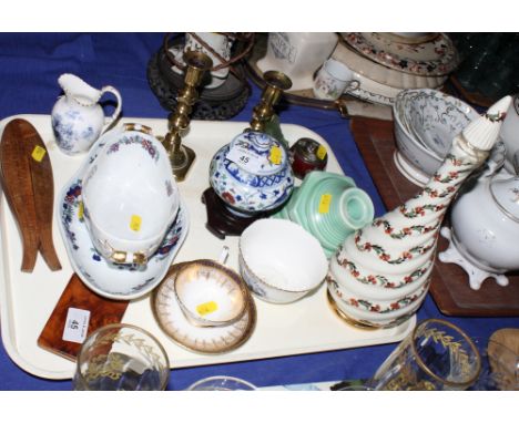 A Royal Worcester blue and white china cream jug and sugar bowl, a Copeland Spode cabinet cup and saucer, a Spode sauce turee