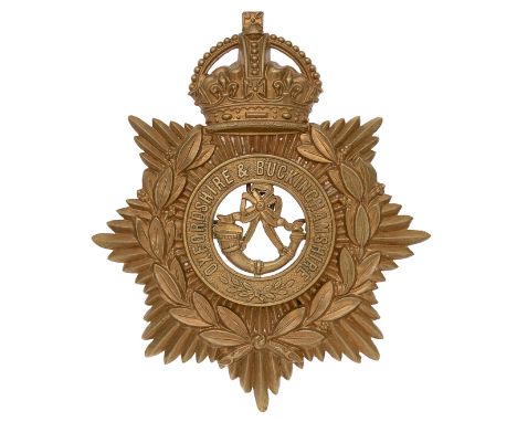 Oxfordshire &amp; Buckinghamshire Light Infantry OR’s helmet plate circa 1908-14. A good die-stamped brass crowned star beari