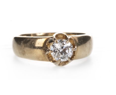 DIAMOND SOLITAIRE RING, the old cut diamond of approximately 0.55 carats, marked 18, size K 1/2, 5.9g