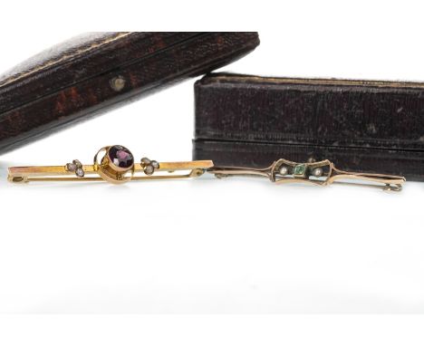 RED GEM SET AND SEED PEARL BAR BROOCH, the round red gem 6mmin diameter, flanked by three seed pearls on either side, in nine