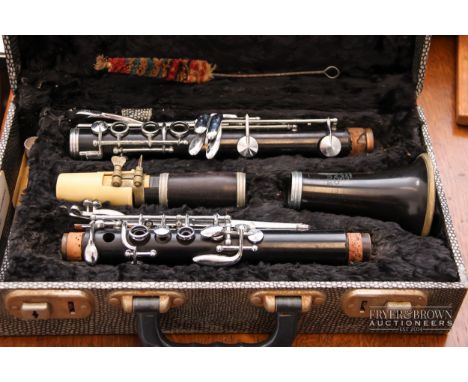 A Selmer 'Student Console' clarinet, 68cm, in a Kitchen of Leeds case