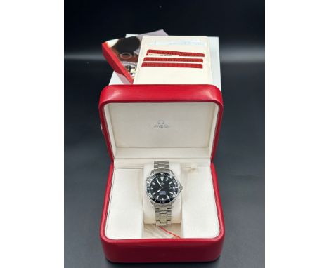 An Omega Seamaster Professional Chronometer 300m Watch Number 80685958 Reference 22545000 with box, manuals and papers.(2005)