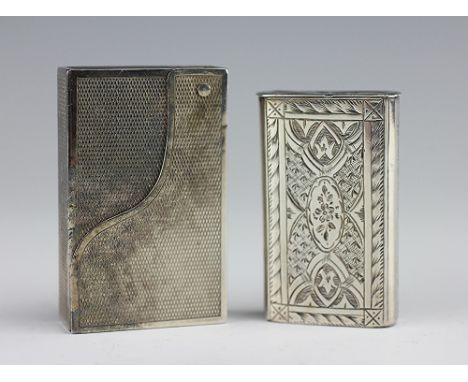 A silver 'Auto matchbox, Dunhills patent', Birmingham 1921, 'No.13922/15' with sideways swivelling cover revealing spring loa