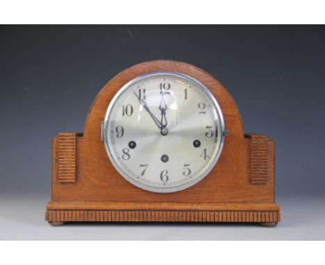 An oak Vienna type regulator, 78cm, with a small oak Tyma mantel clock (2)