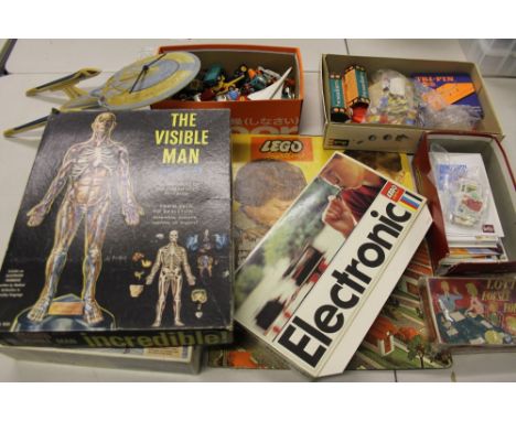 CHILDREN'S TOYS - a selection of vintage children's toys to include a Star Trek clock, a Lego System playboard, a Lego Electr