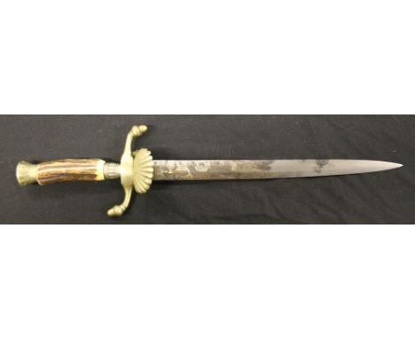HUNTING KNIFE - a Hubectus Solingen West Germany blade with a horn handle. A deer motif is engraved on the blade.