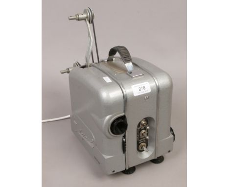 A Omo Myr2 Russian projector.