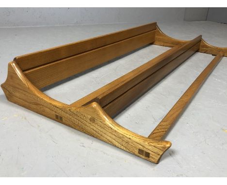 ERCOL wall hanging plate rack, approx 97cm x 45cm tall
